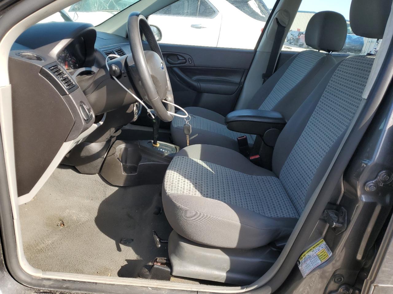 2007 Ford Focus - Image 7