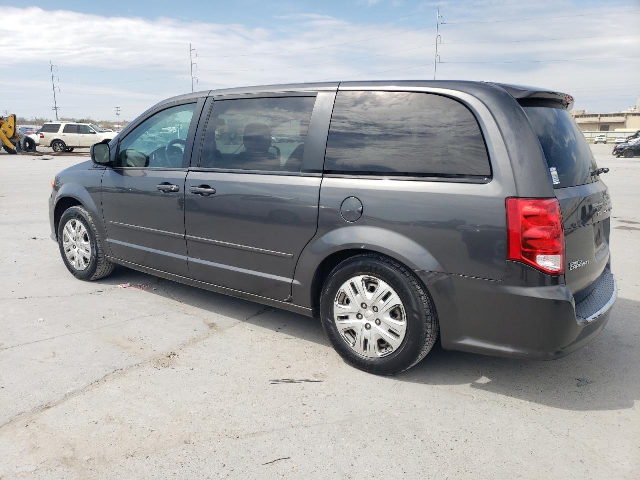 2016 Dodge Caravan - Image 2