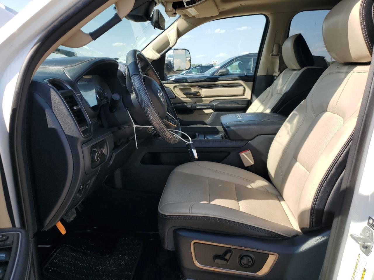 2021 RAM 1500 - Image 7