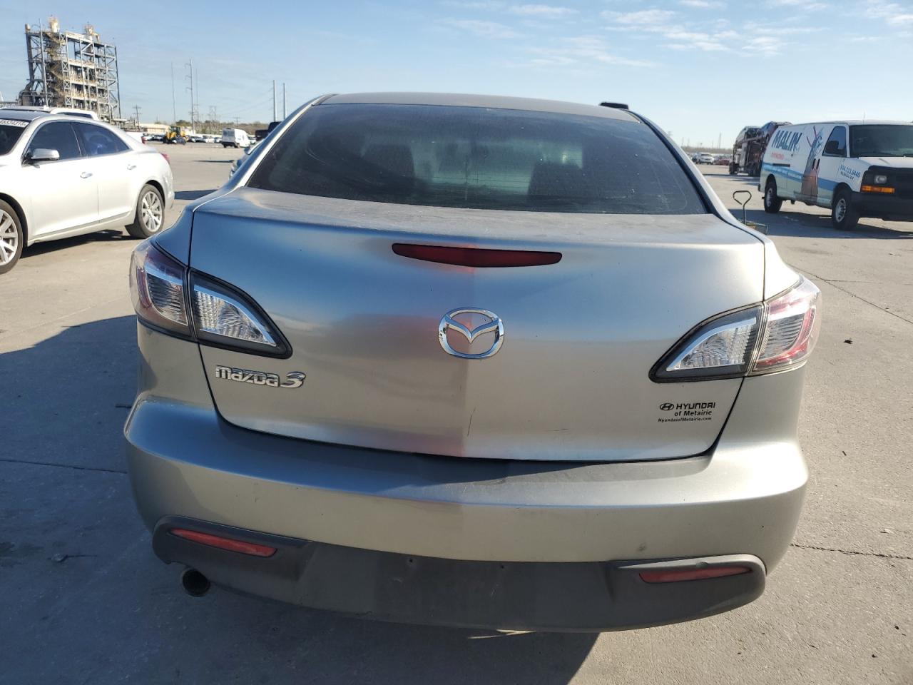 2011 Mazda 3 - Image 6