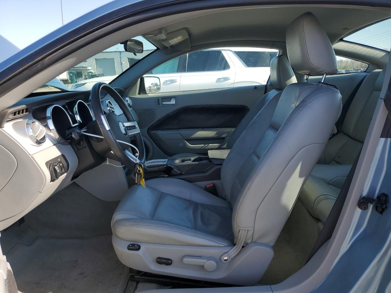 2006 Ford Mustang - Image 7