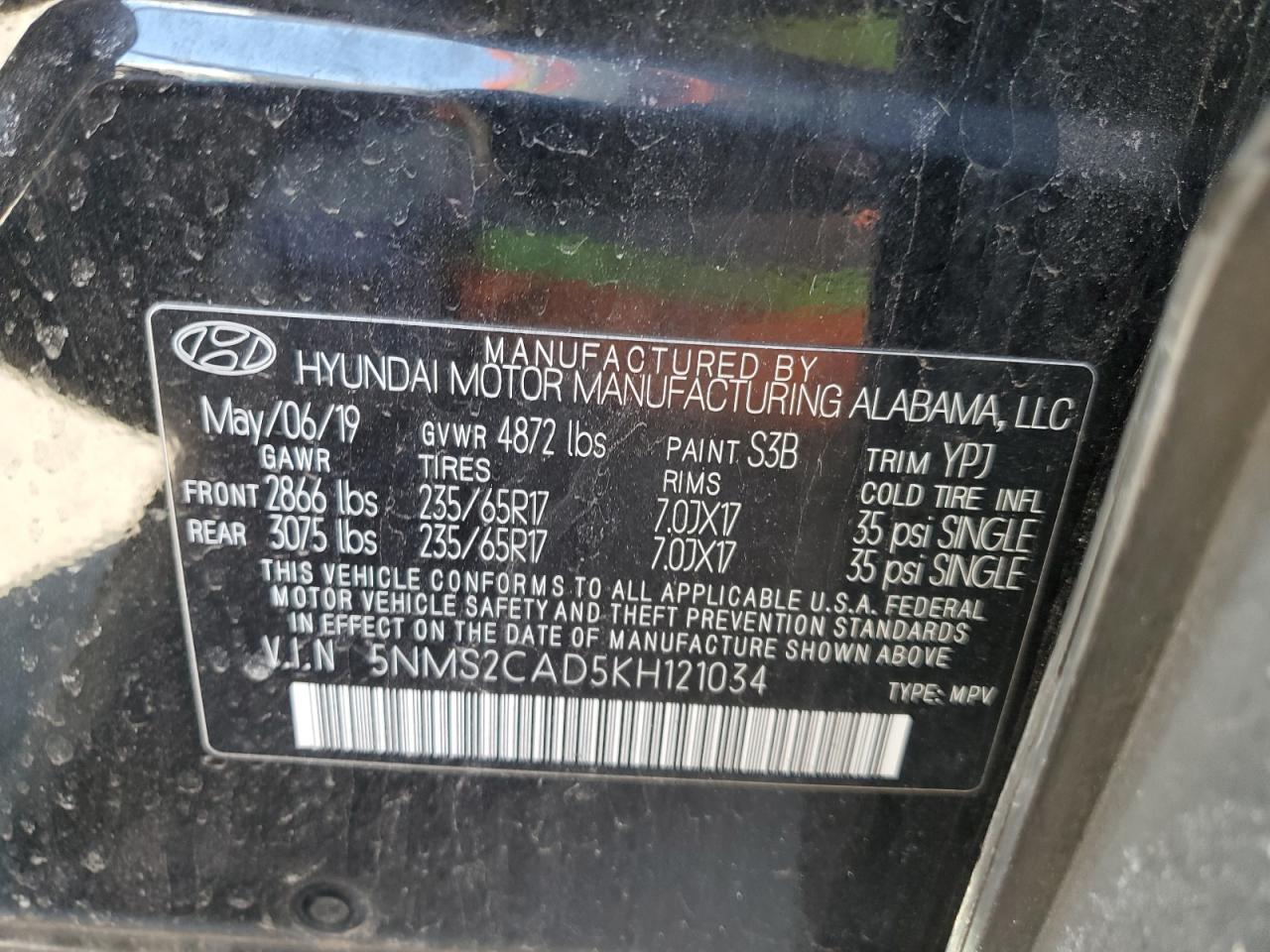 2019 Hyundai Santa Fe - Image 13