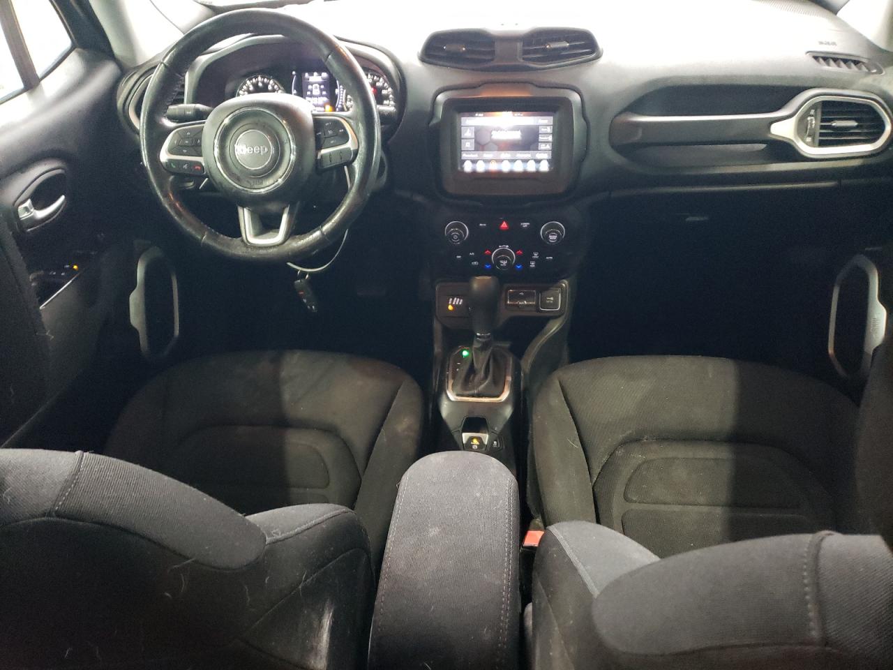 2019 Jeep Renegade - Image 8