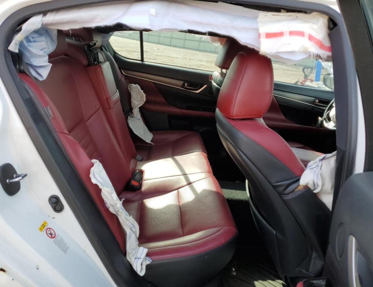 2016 Lexus GS - Image 10