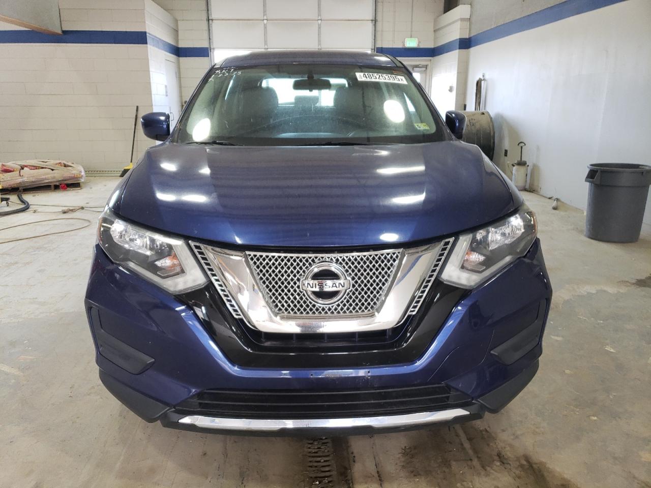 2017 Nissan Rogue - Image 5
