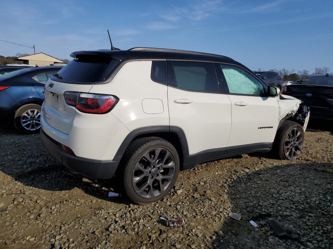 2020 Jeep Compass - Image 3