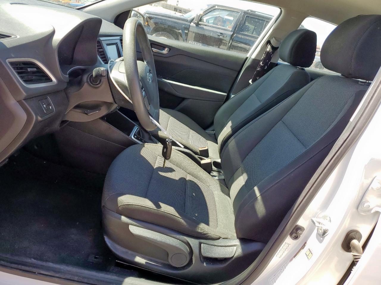 2021 Hyundai Accent Se VIN: 3KPC24A64ME138364 Lot: 49495755