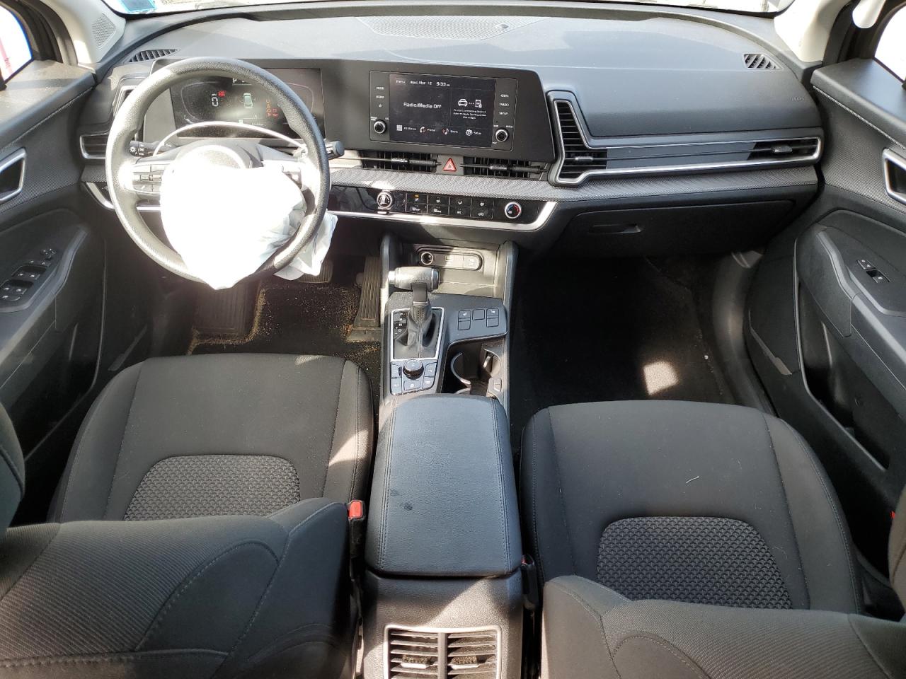 2023 Kia Sportage - Image 8