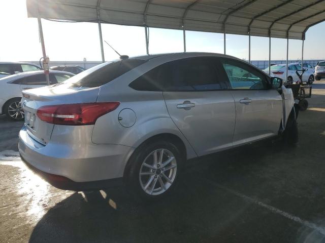 Седани FORD FOCUS 2016 Сріблястий