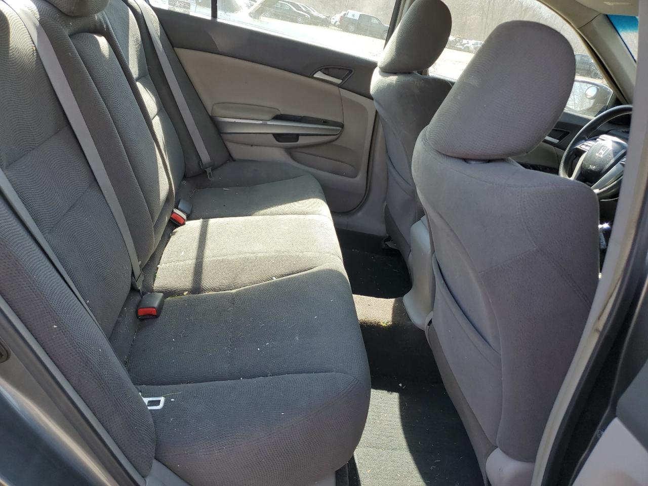 2009 Honda Accord - Image 10