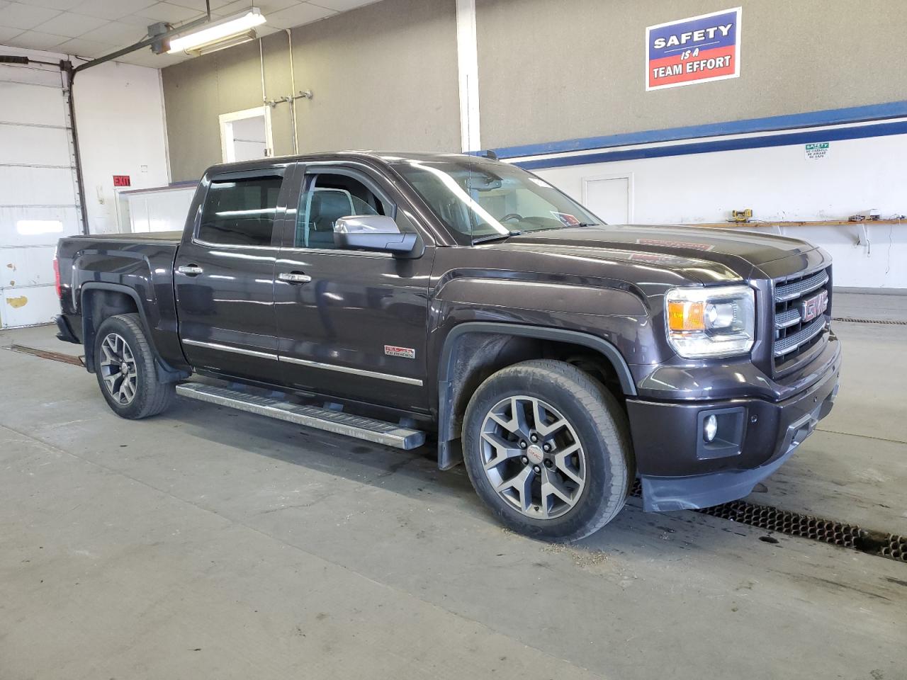 2014 GMC Sierra - Image 4