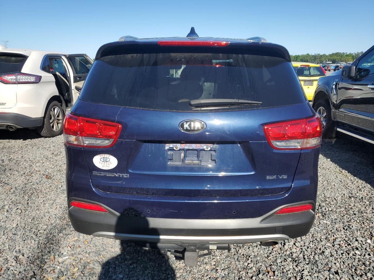 2017 Kia Sorento - Image 6