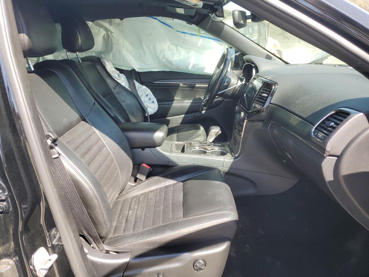 2020 Jeep Grand Cherokee - Image 7