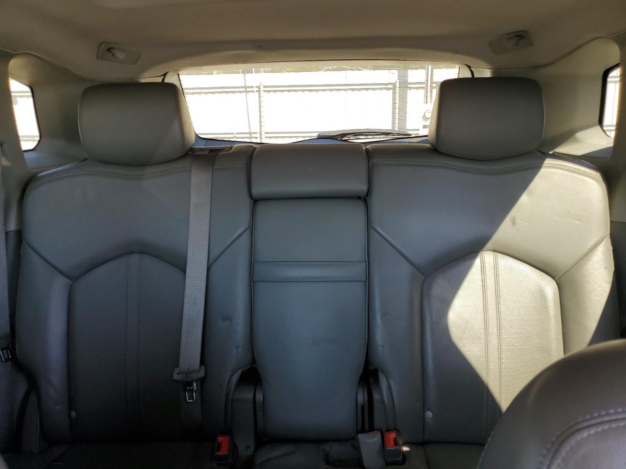 2012 Cadillac SRX - Image 10