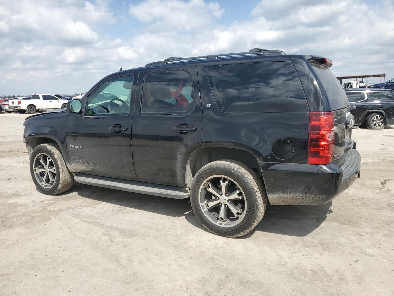 2013 Chevrolet Tahoe - Image 2