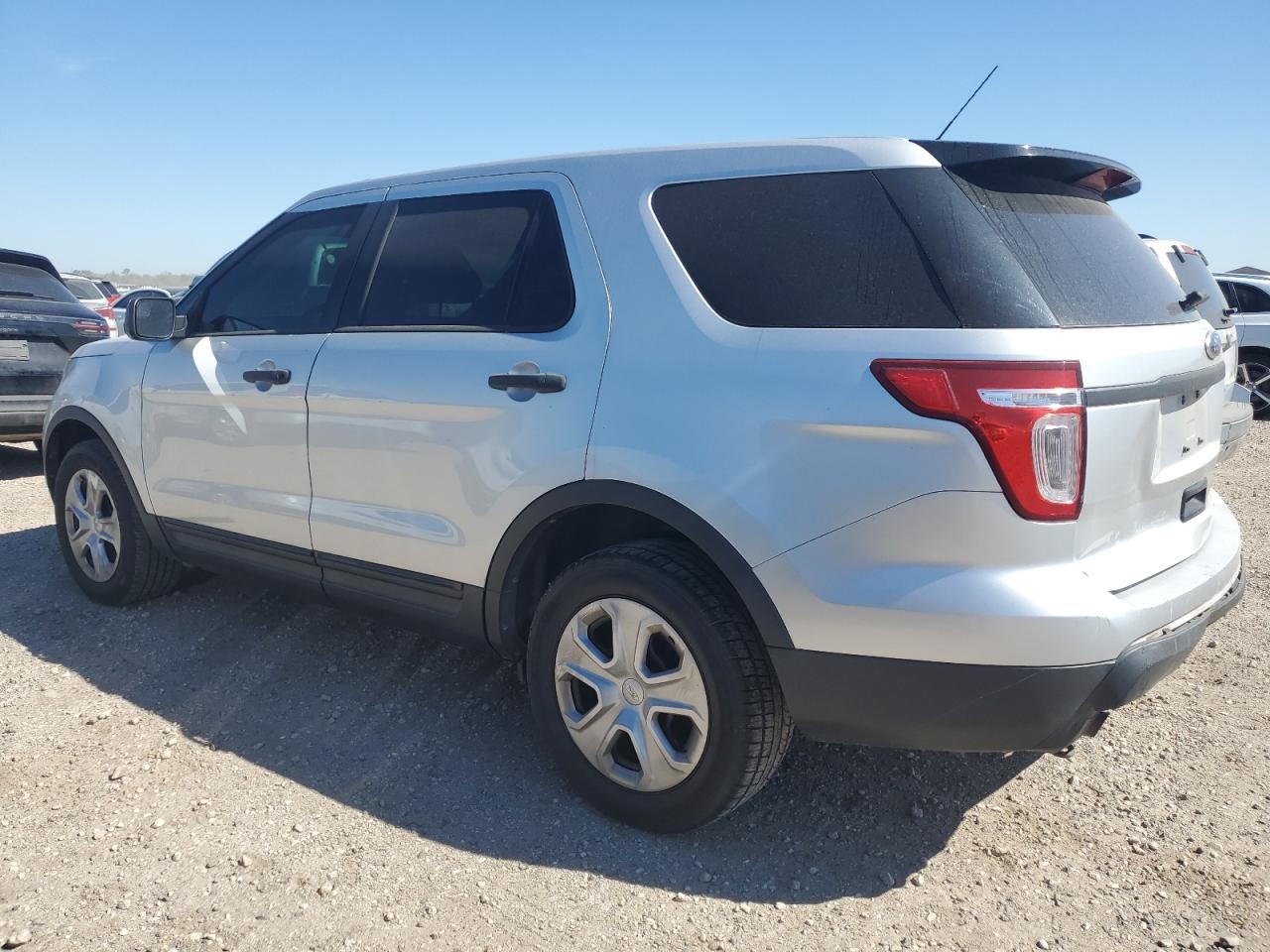 2014 Ford Explorer - Image 2