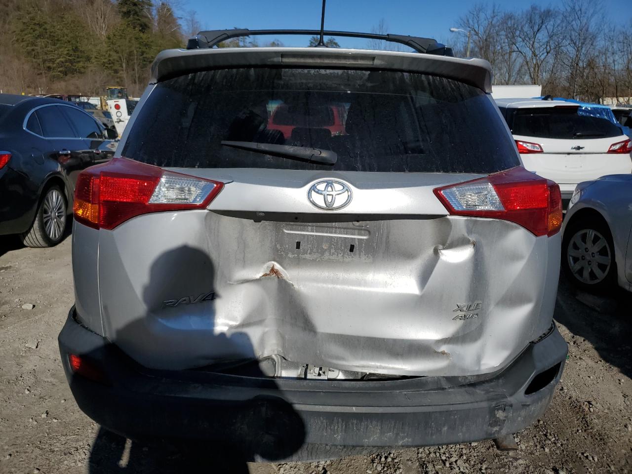 2015 Toyota RAV 4 - Image 6