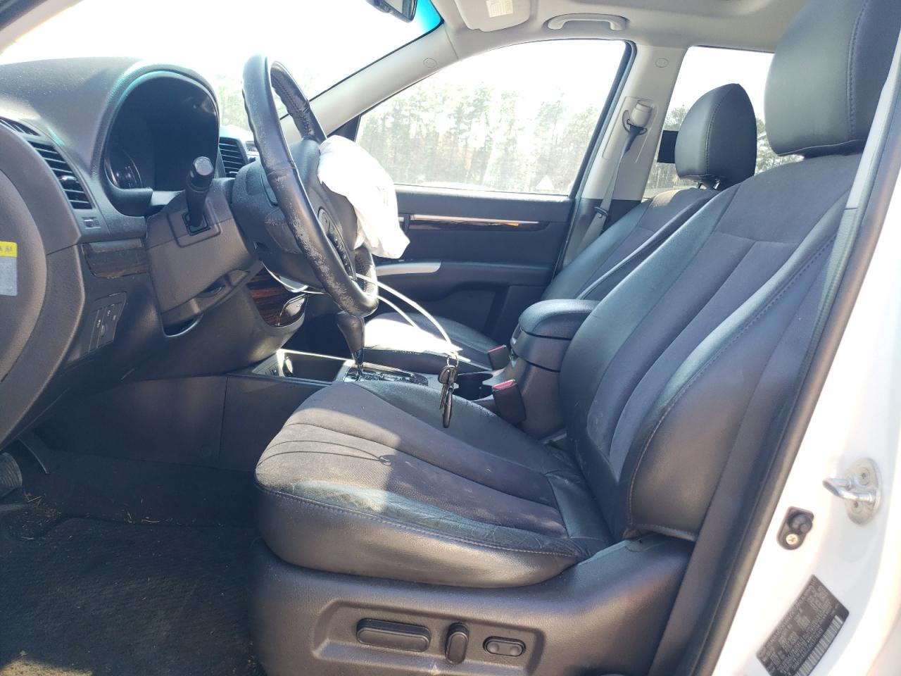 2010 Hyundai Santa Fe - Image 7