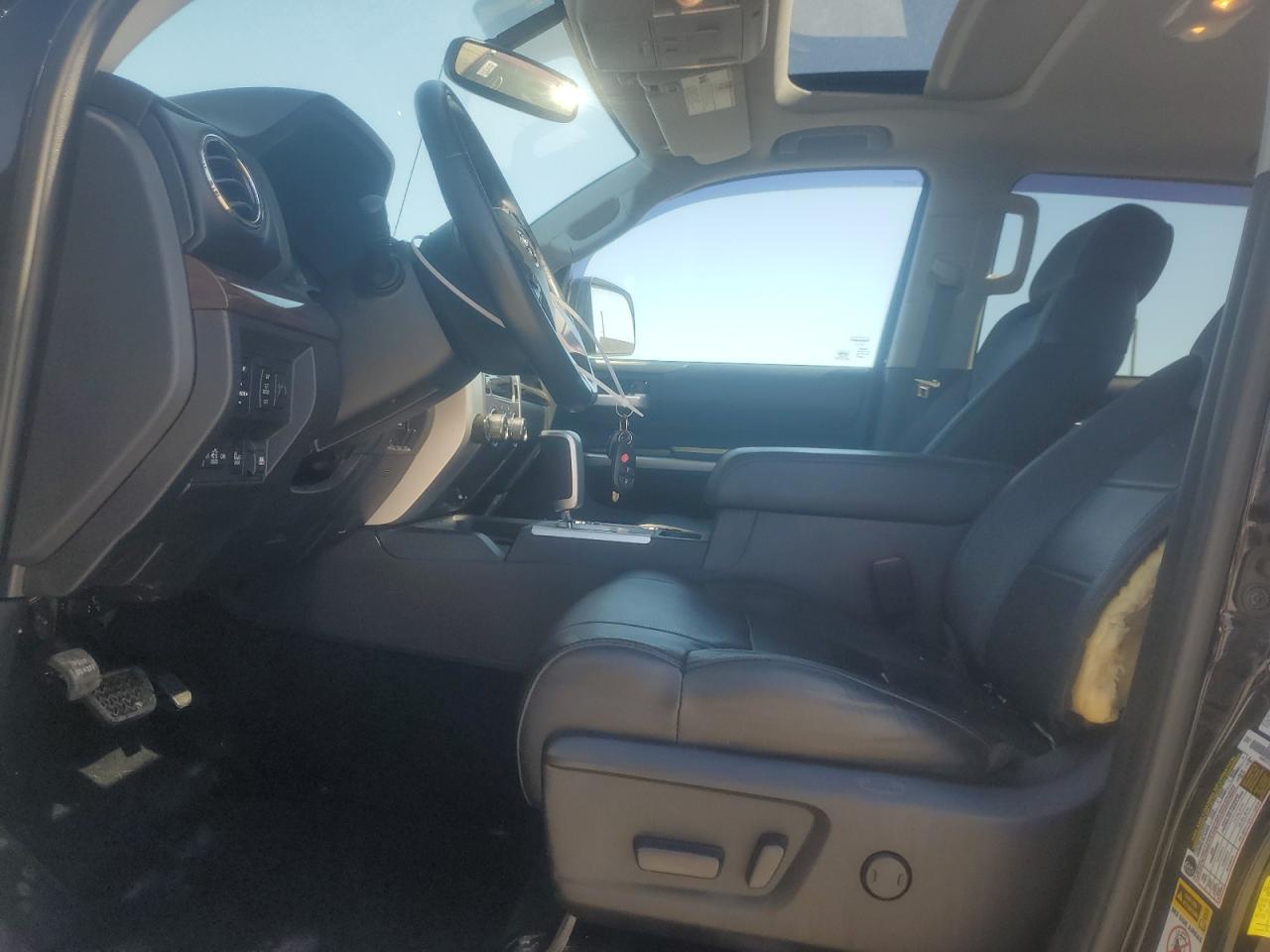 2017 Toyota Tundra - Image 7