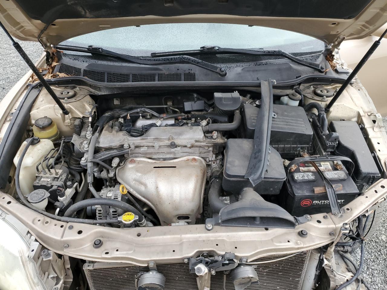 2011 Toyota Camry - Image 11