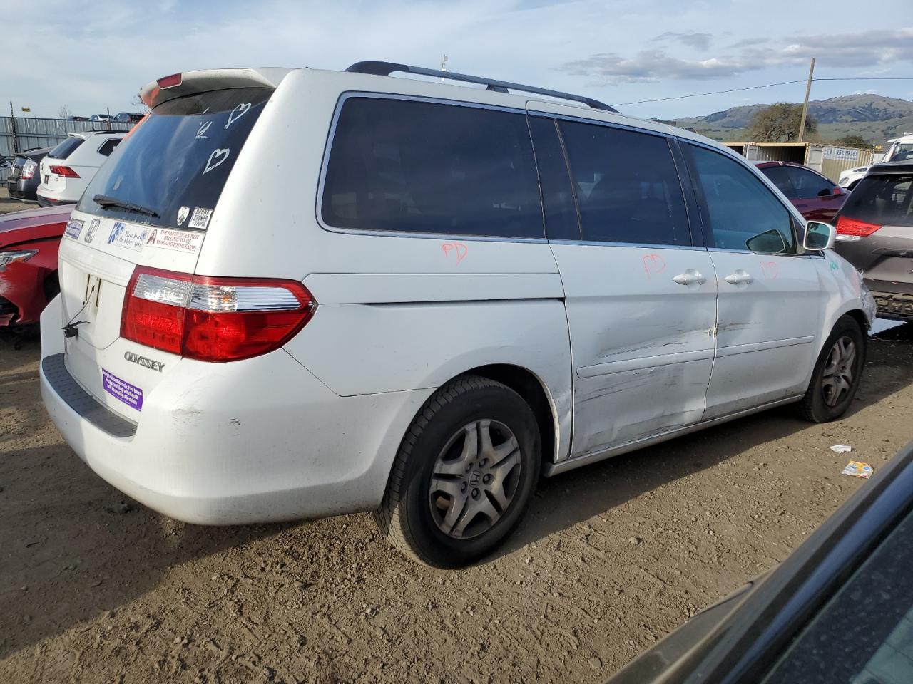 2005 Honda Odyssey - Image 3