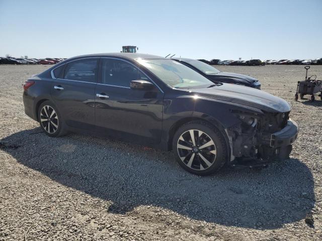  NISSAN ALTIMA 2018 Czarny