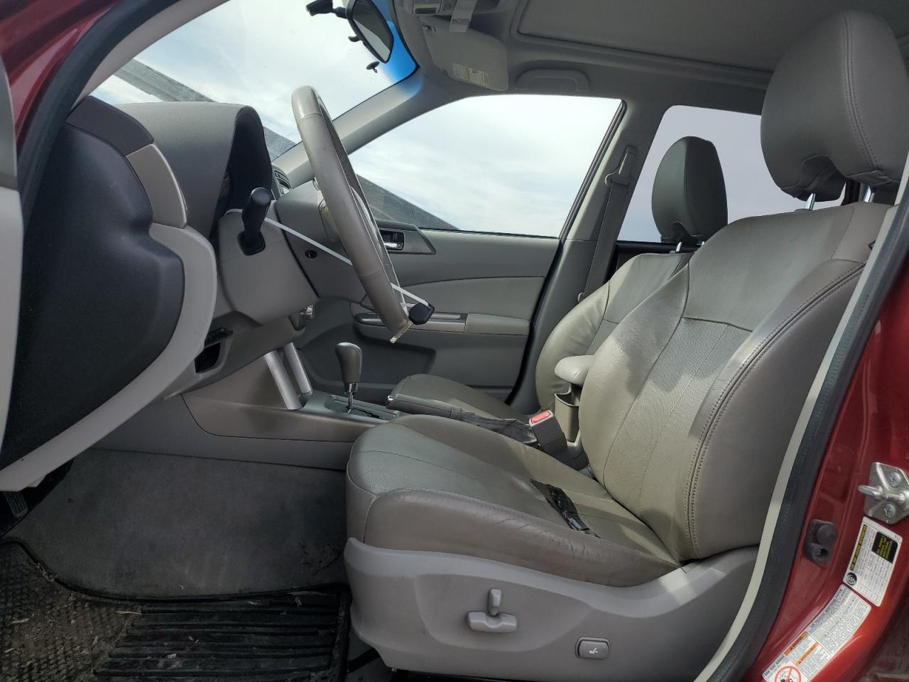 2010 Subaru Forester - Image 7