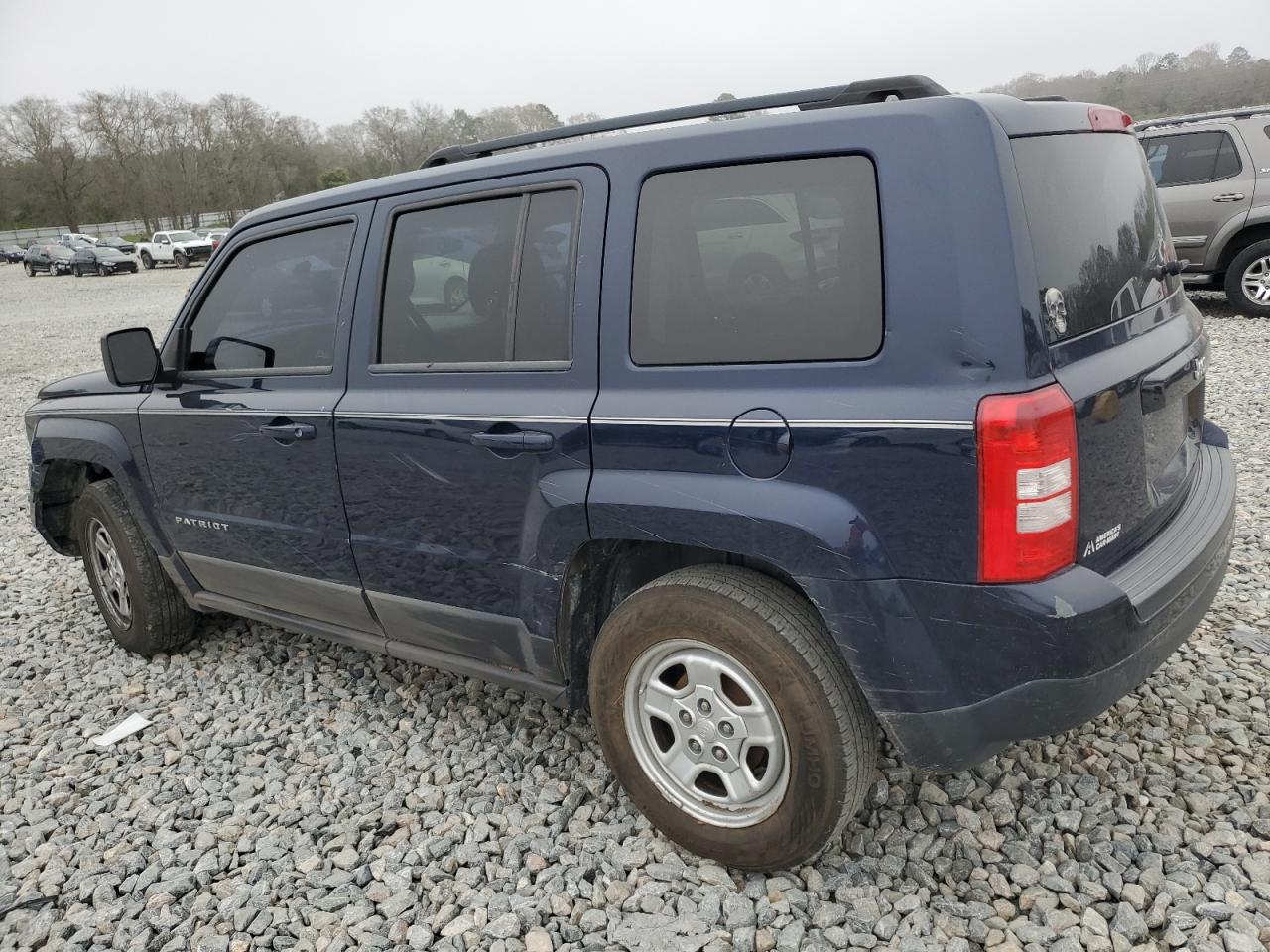 2015 Jeep Liberty (Patriot) - Image 2