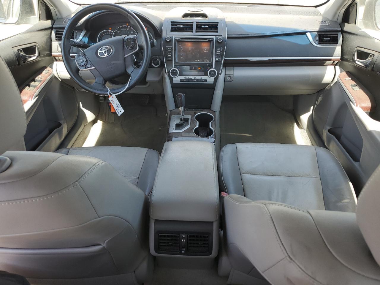 2014 Toyota Camry - Image 8