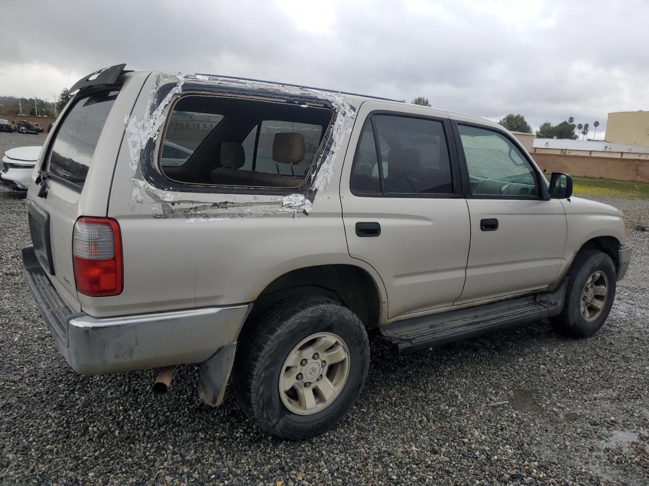 1999 Toyota 4Runner - Image 3