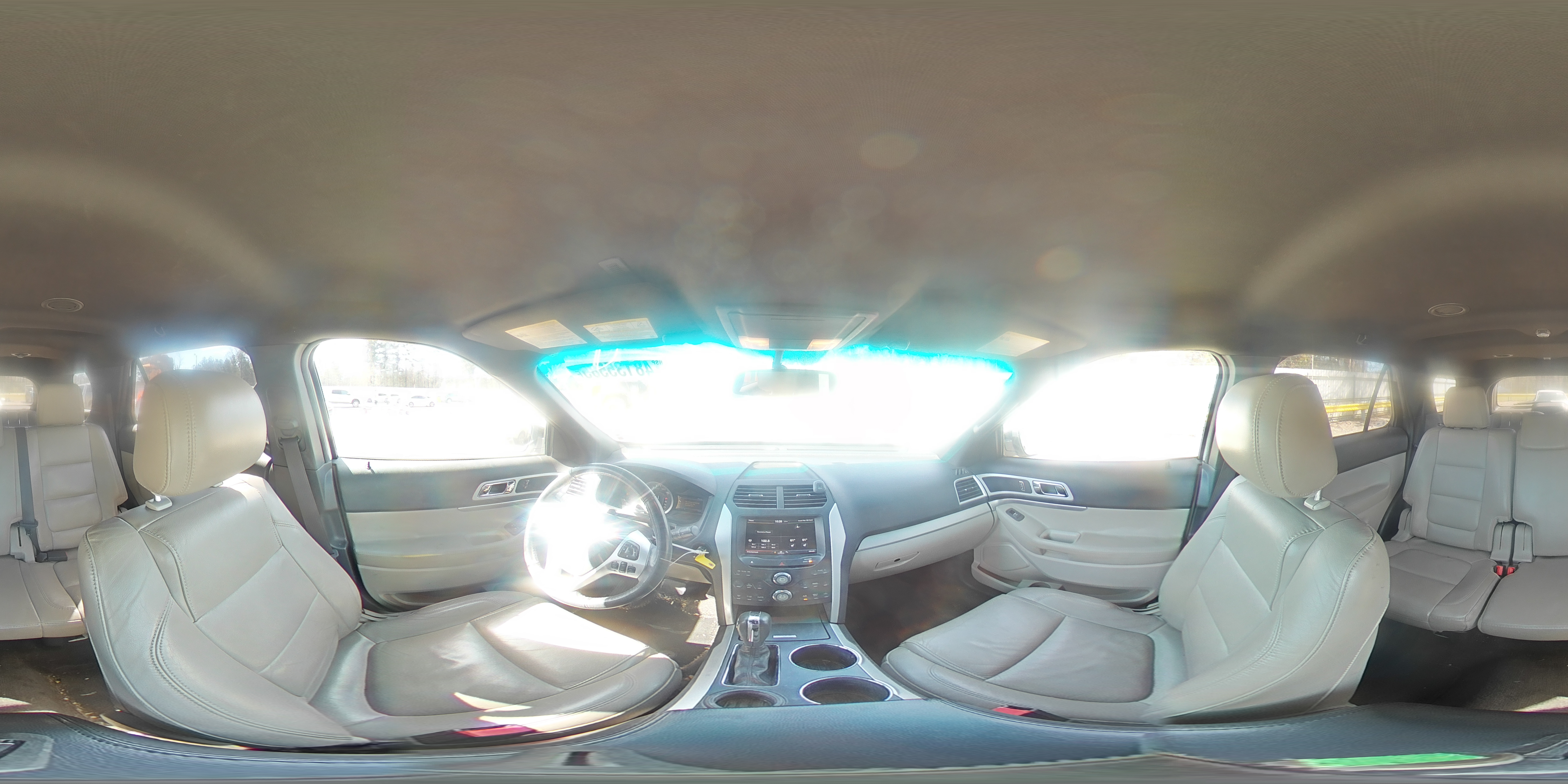 2011 Ford Explorer - Image 14