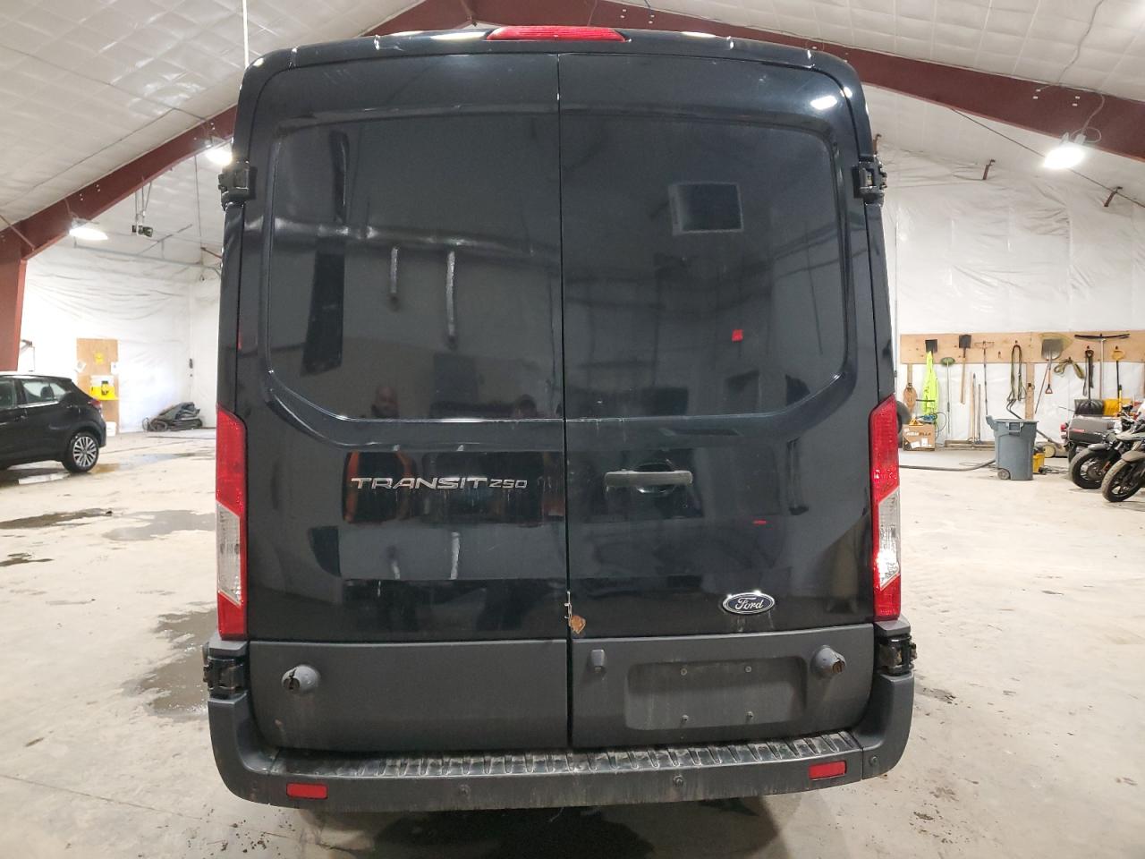 1FTYR2CM2HKB04752 FORD TRANSIT 2017