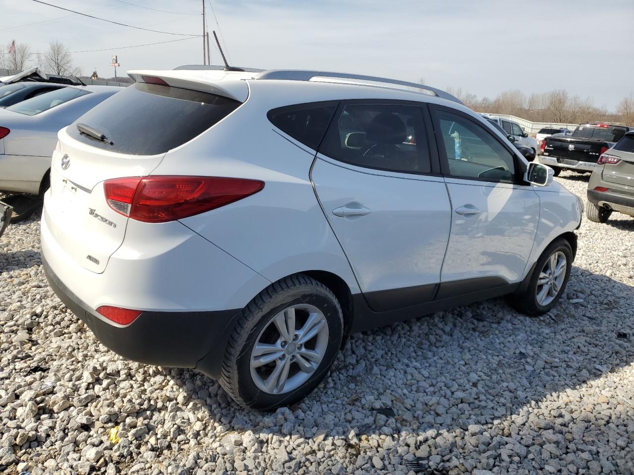 2013 Hyundai Tucson - Image 3