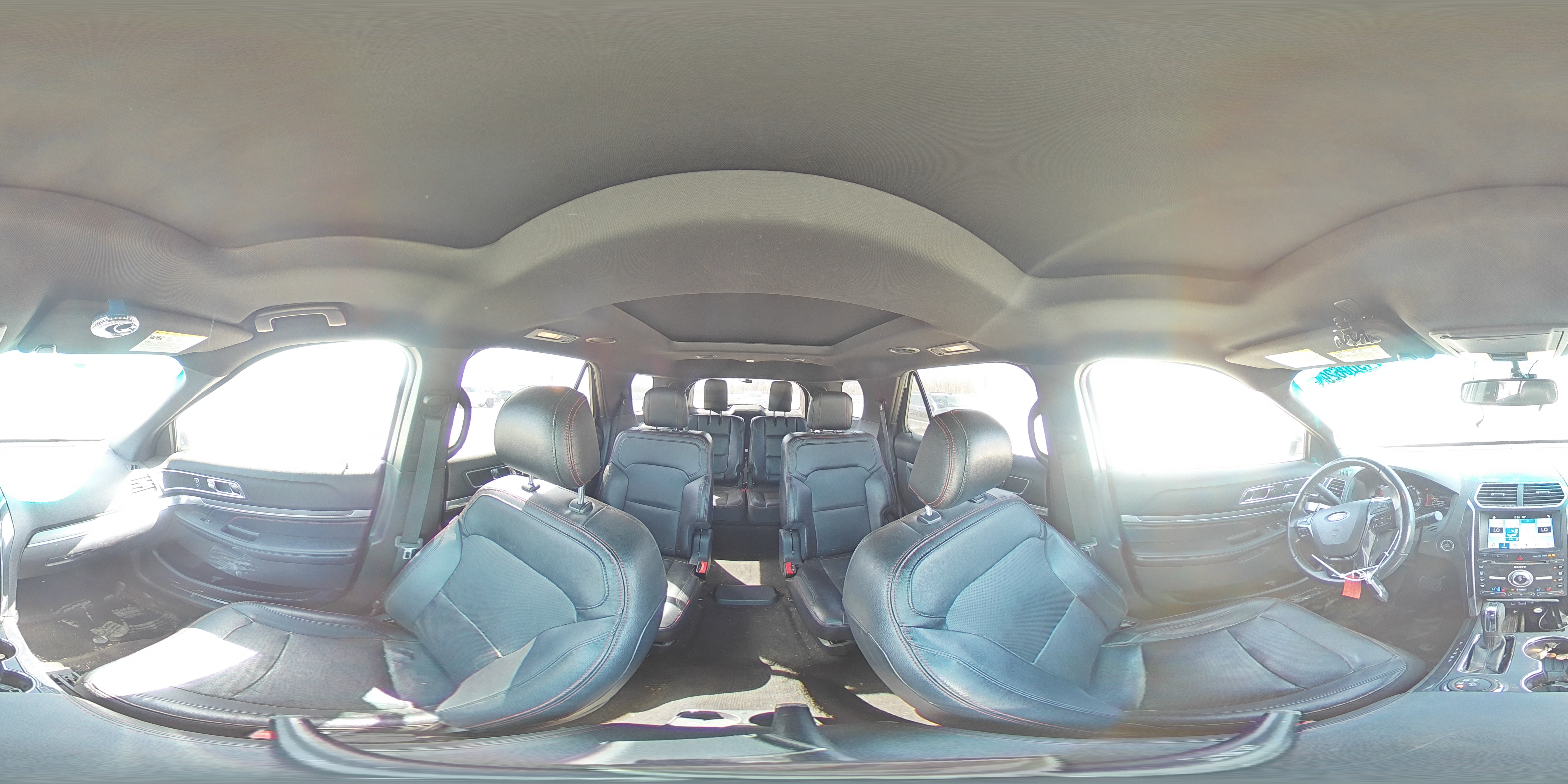 2017 Ford Explorer - Image 14