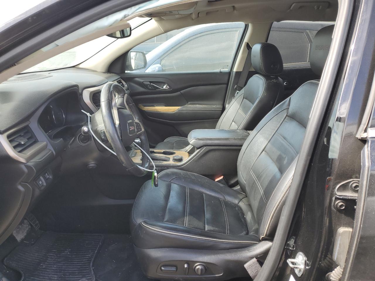 2018 GMC Acadia - Image 7
