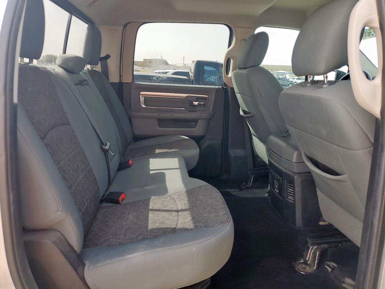 2017 RAM 1500 - Image 10