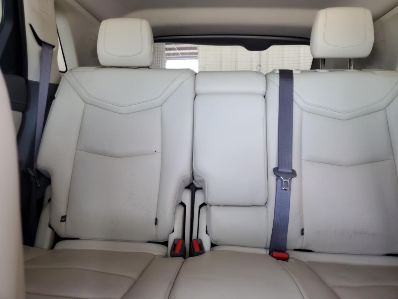 2018 Cadillac XT5 - Image 10