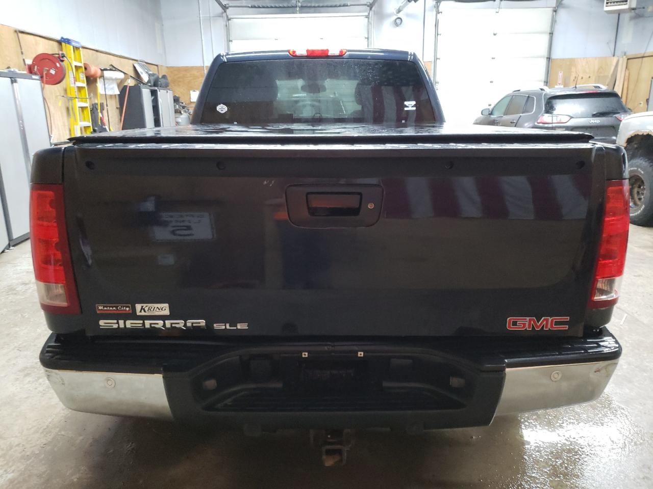 2013 GMC Sierra - Image 6