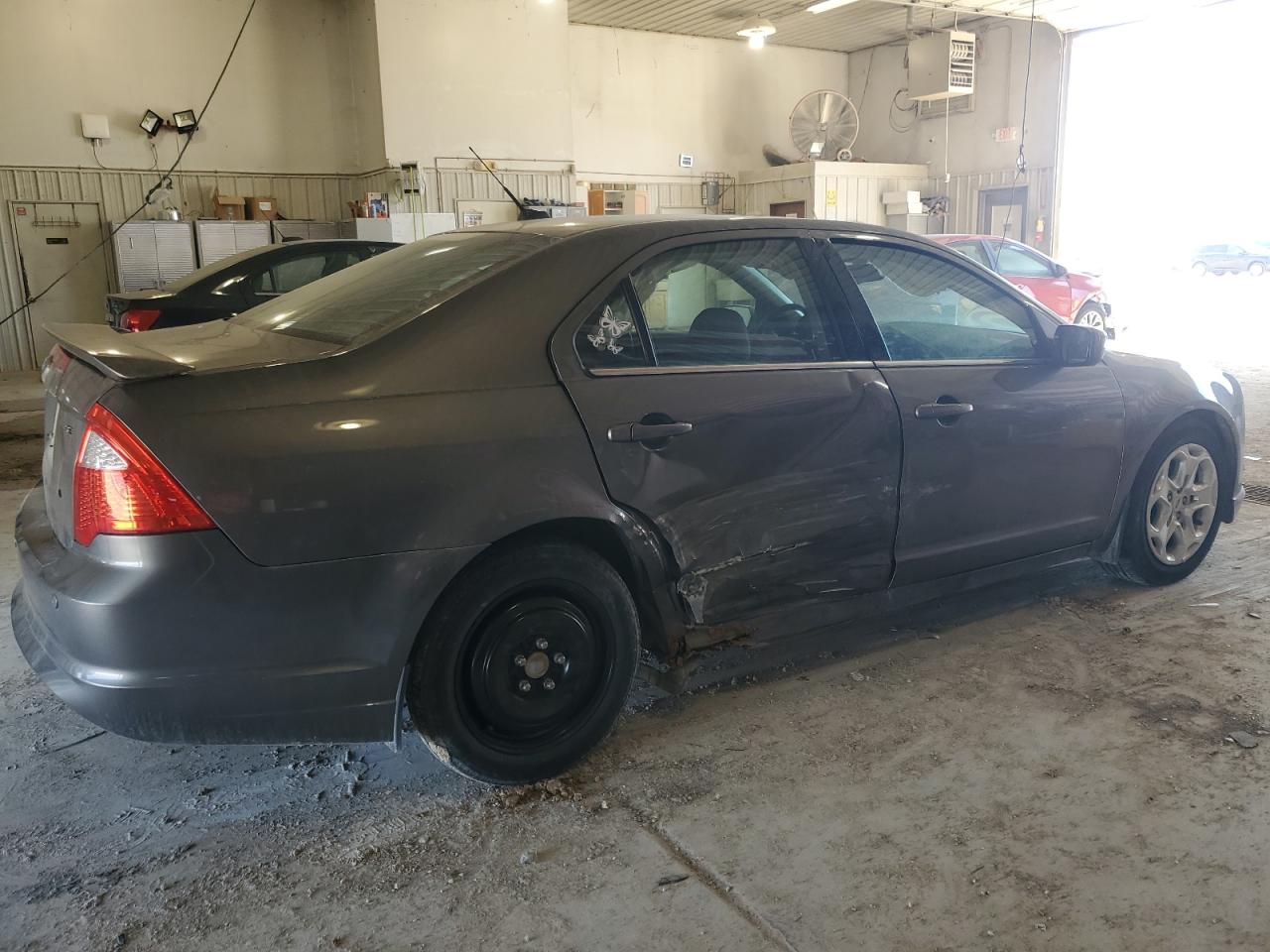2010 Ford Fusion - Image 3