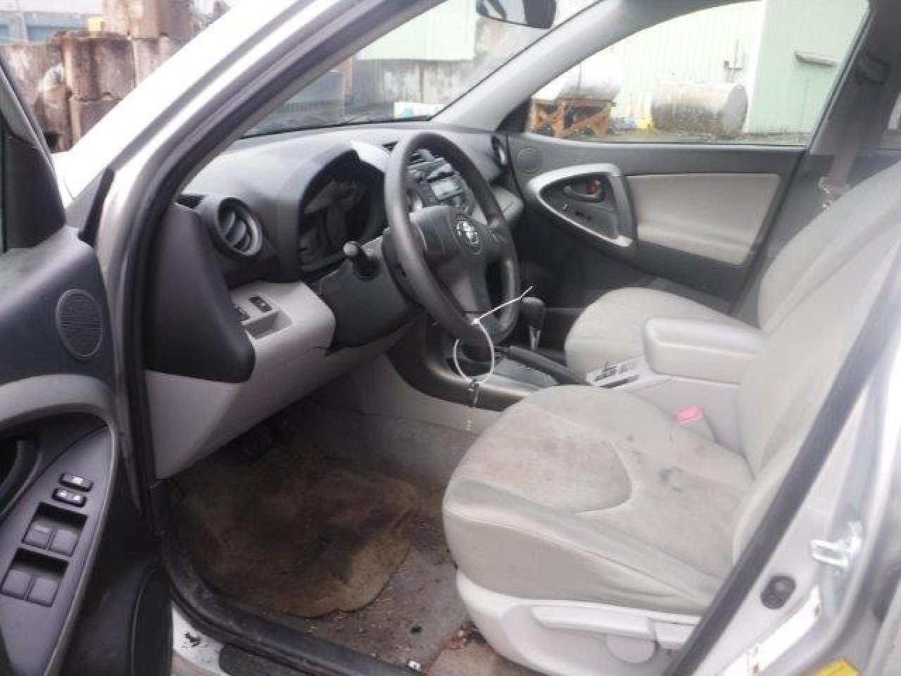 2009 Toyota RAV 4 - Image 7
