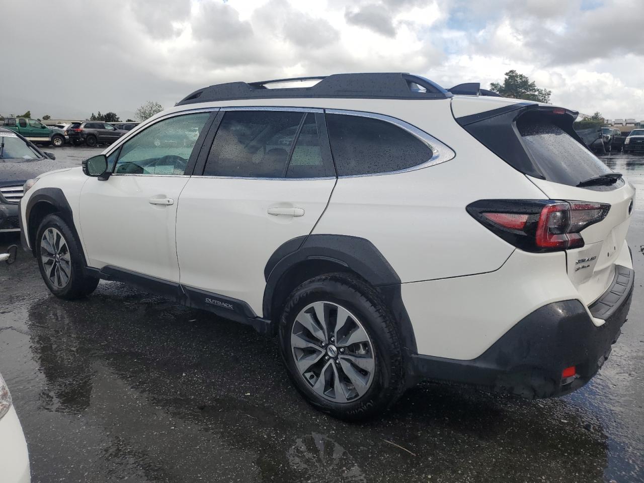 2024 Subaru Outback - Image 2