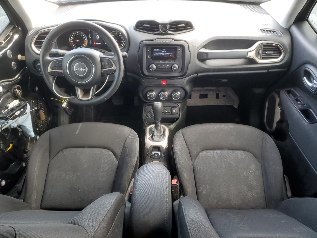 2017 Jeep Renegade - Image 8