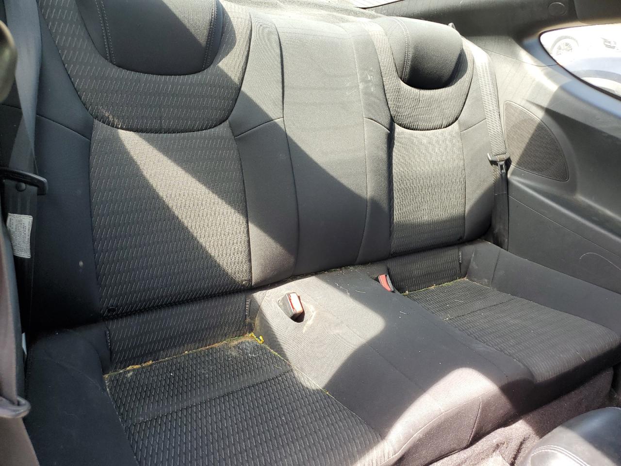 2014 Hyundai Genesis - Image 10