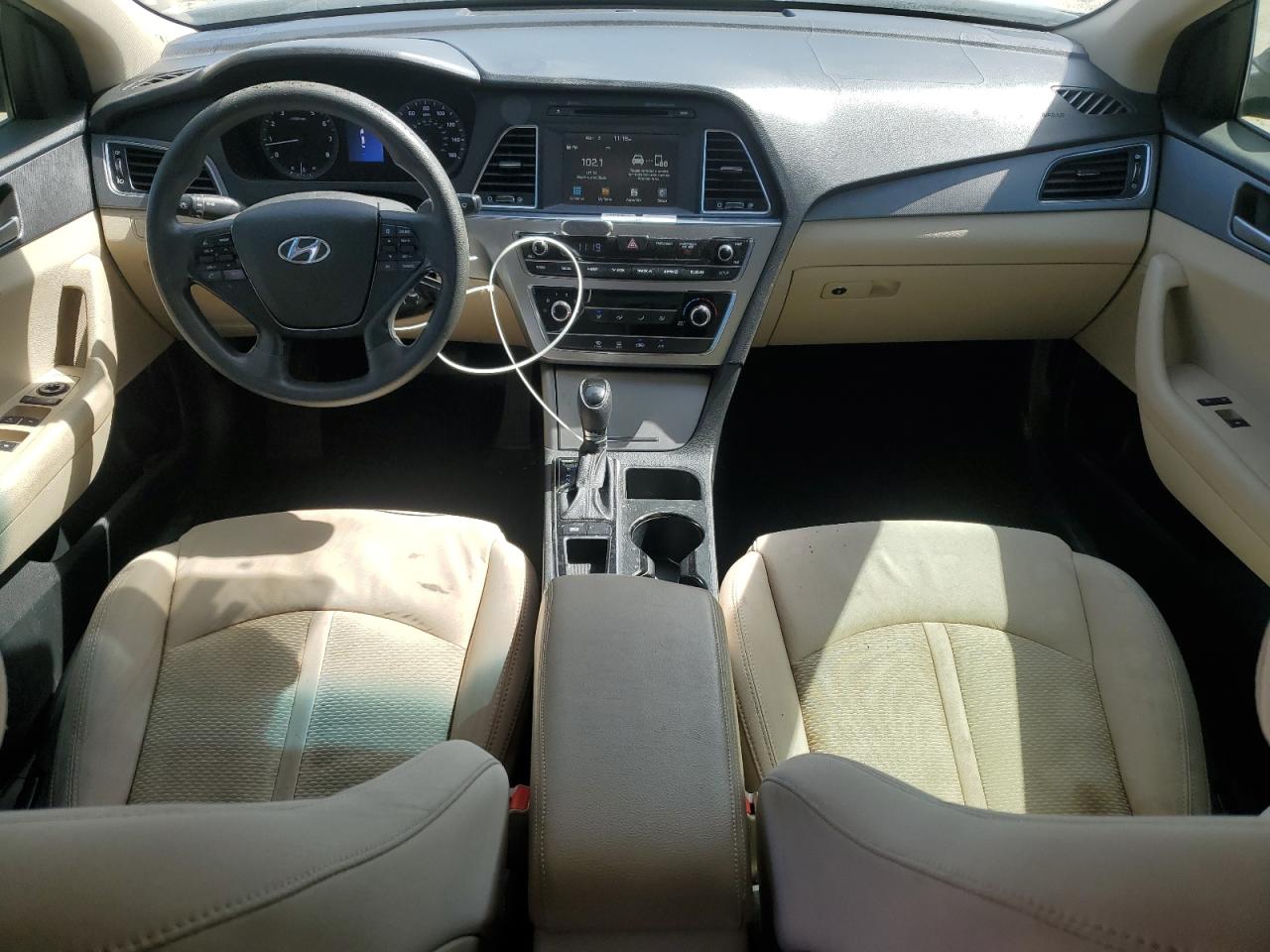 2016 Hyundai Sonata - Image 8