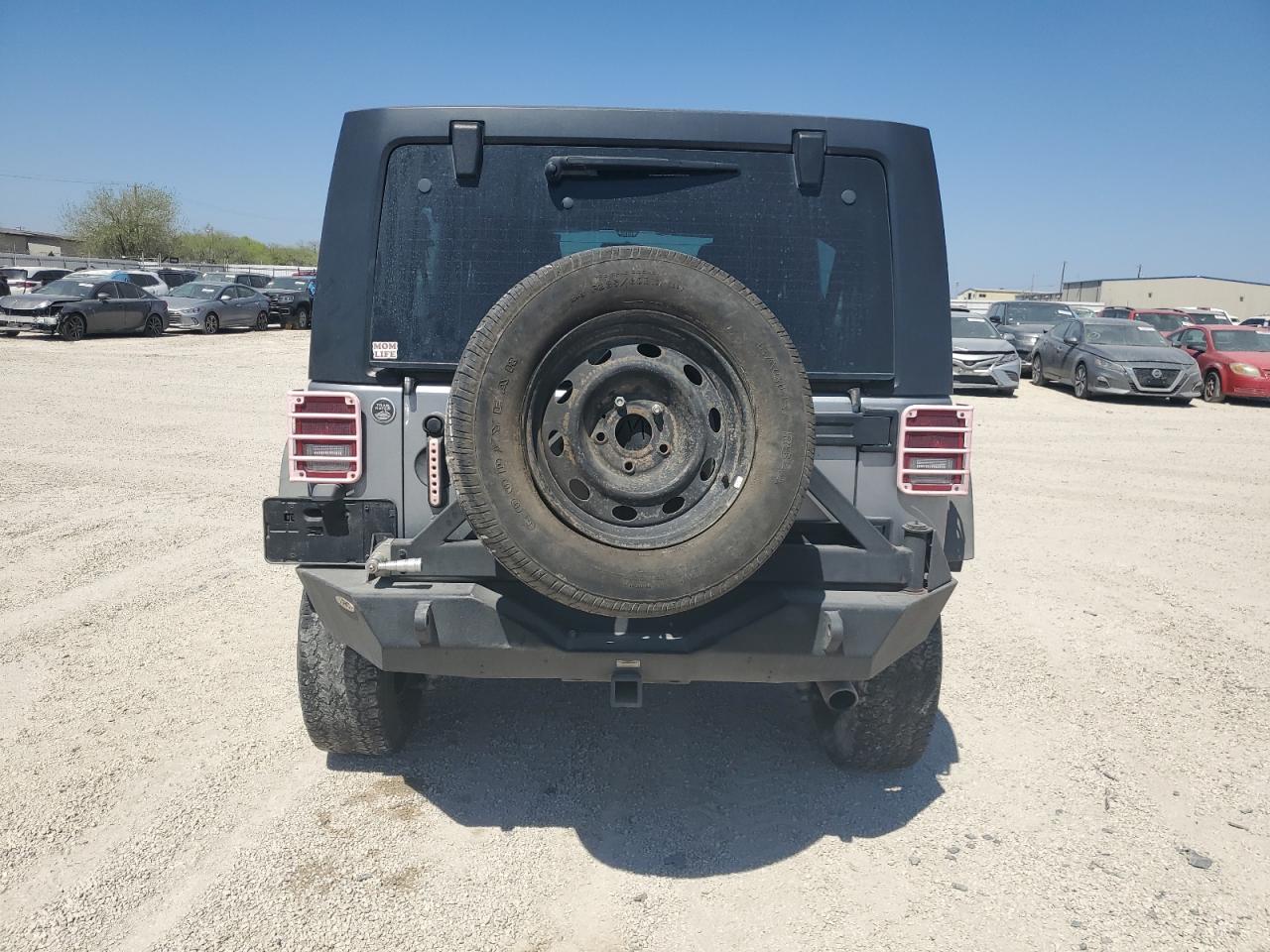 2013 Jeep Wrangler - Image 6
