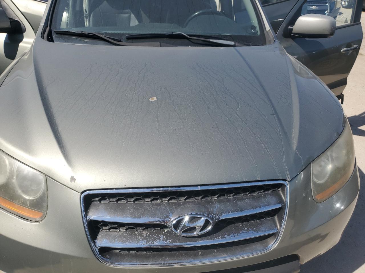 2008 Hyundai Santa Fe - Image 11