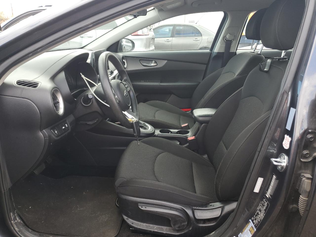 2021 Kia Forte - Image 7