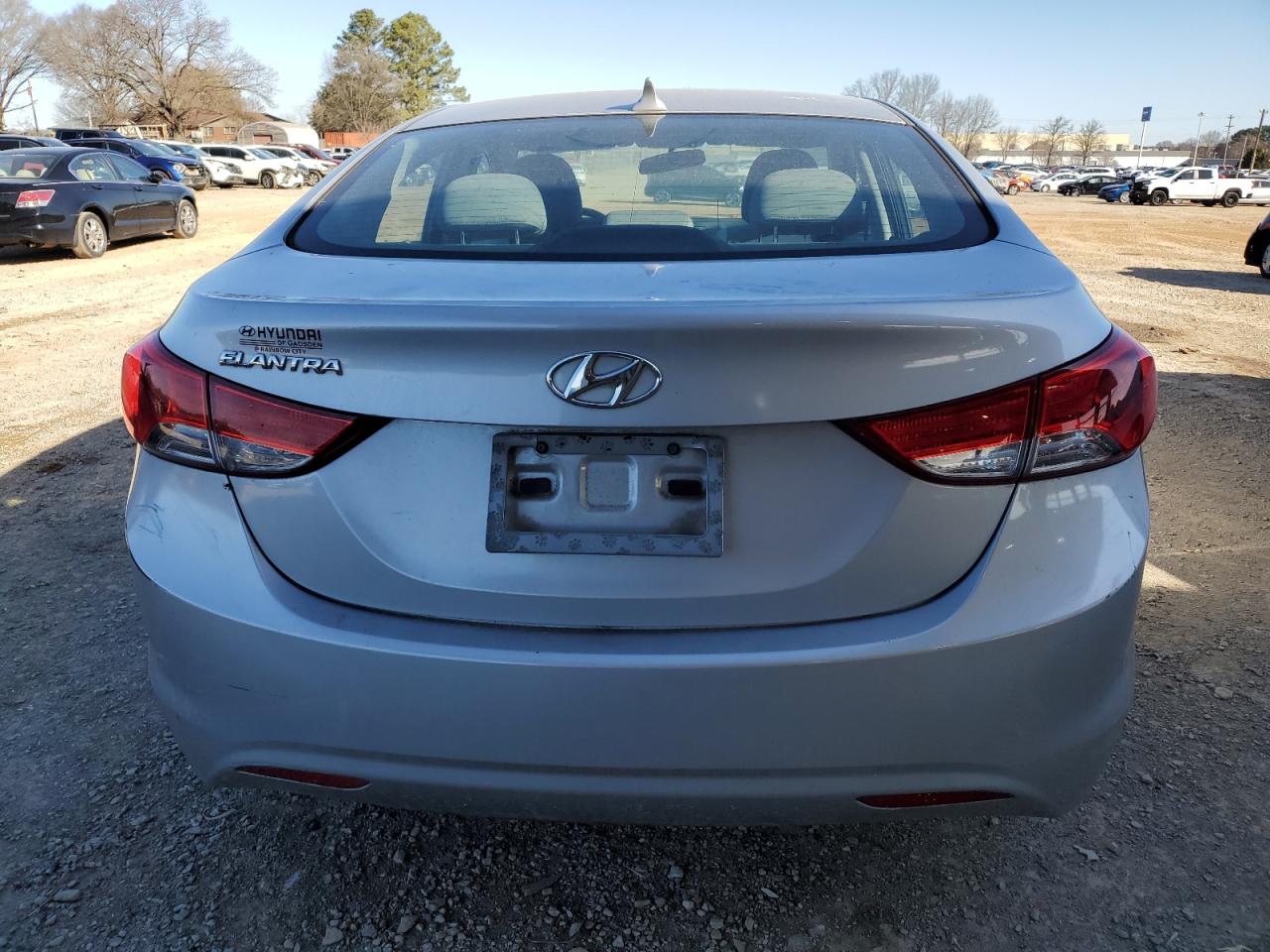 2011 Hyundai Elantra - Image 6