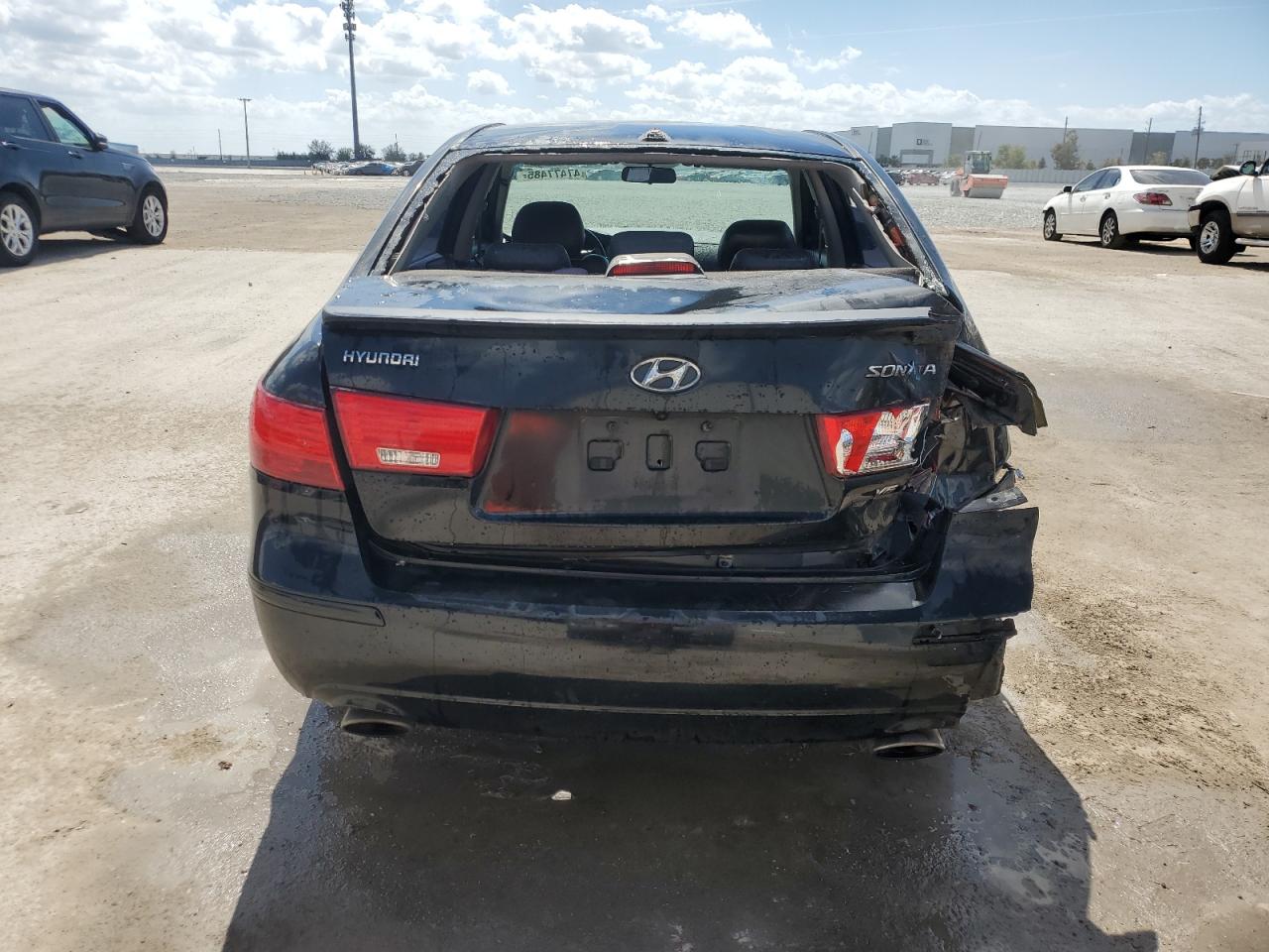 2009 Hyundai Sonata - Image 6