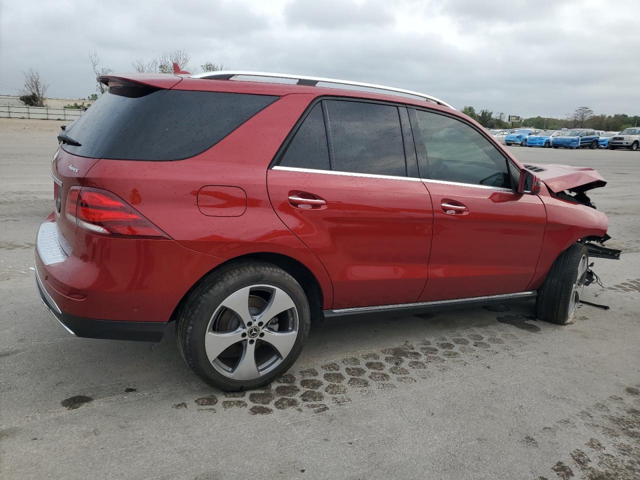 2018 Mercedes-Benz GLE - Image 3